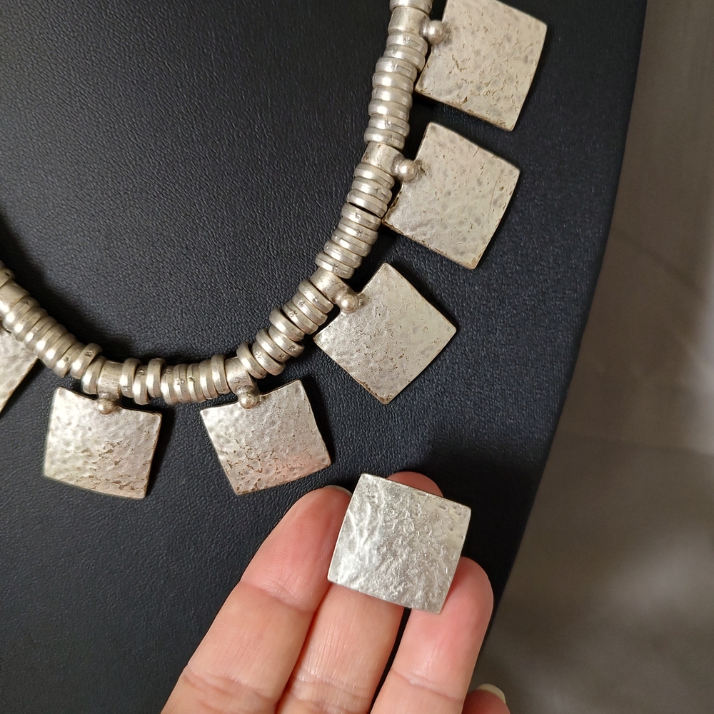 Elegant Silver Square Pendant Necklace